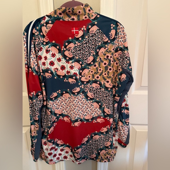 Kastel Denmark Riding Top In A Floral Pattern - Picture 2 of 4